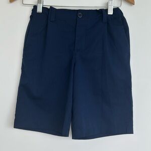 Brand New Under Armour Boys Shorts in size 12